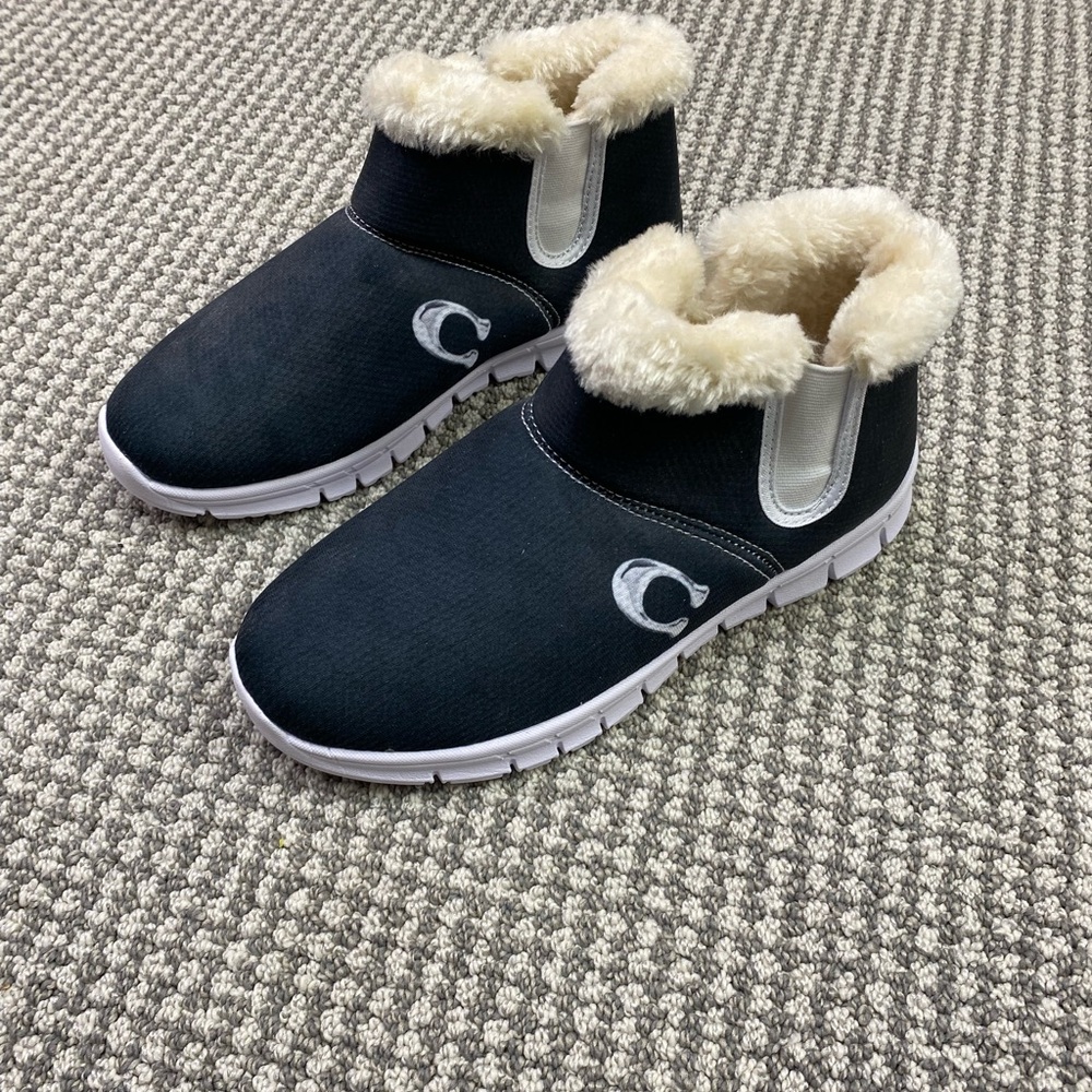 NWOT navy Faux-Fur Lined Slip-On Shoes